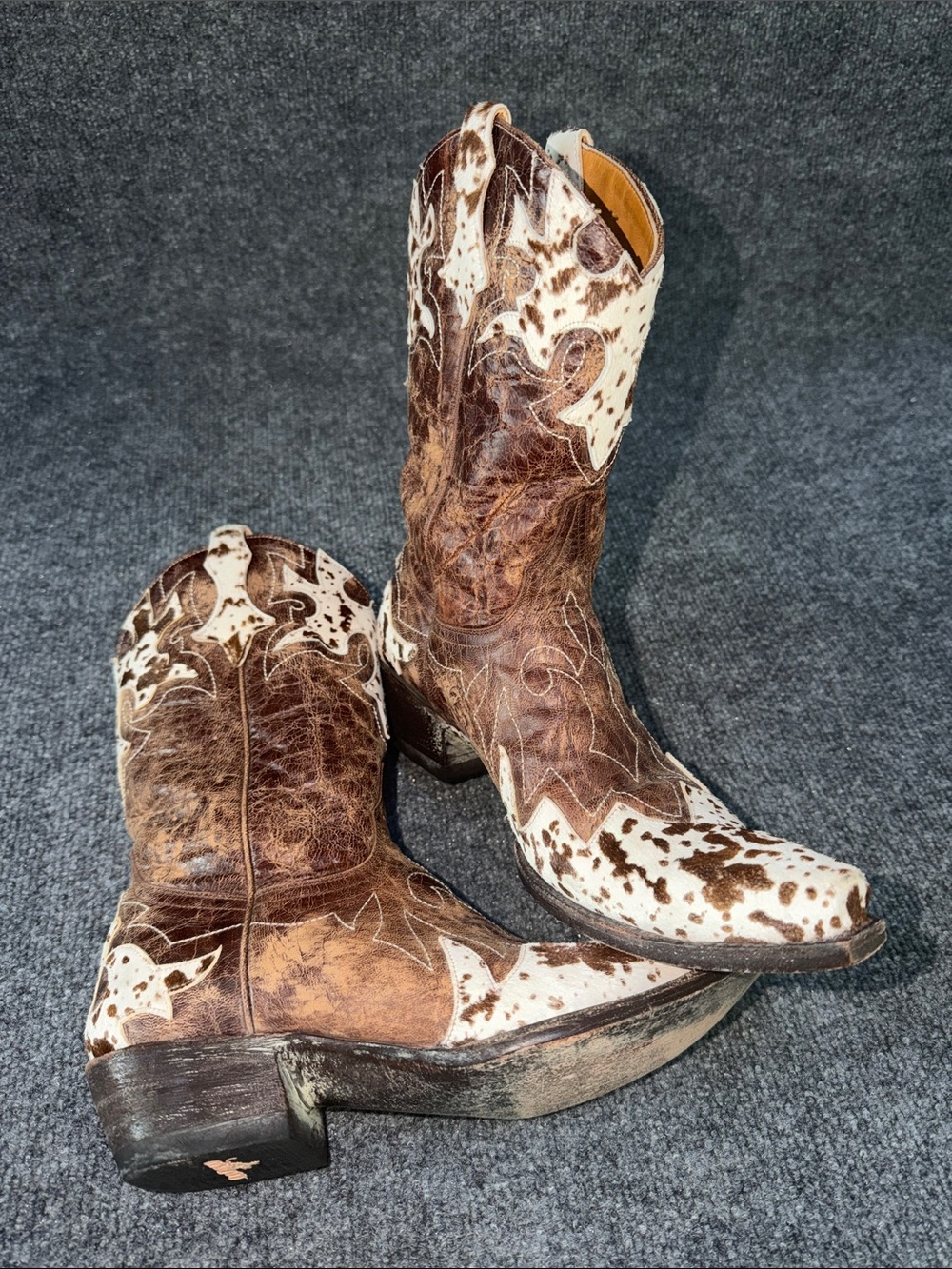 Old Gringo Cowgirl Western Boots – Brown & White Cowhide – Size 8.5B